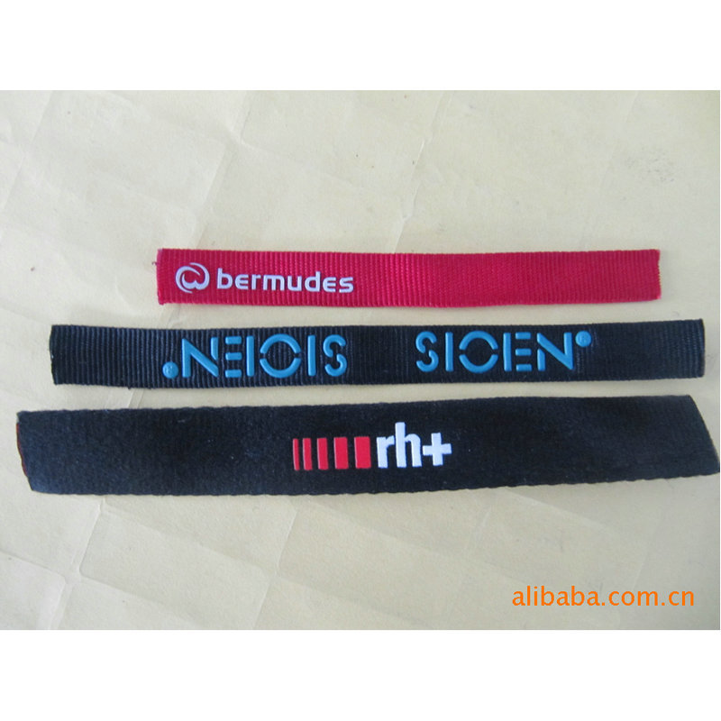 织带拉头注塑袖袢反光标七彩胶标皮标反光标户外服饰配料