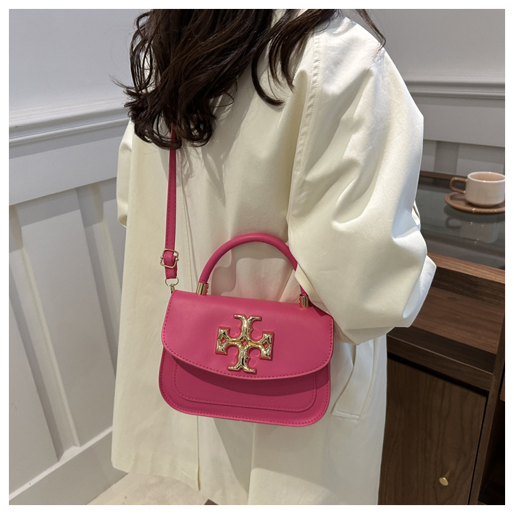 Cross-border retro underarm women's bag, this year's new fashionable single-shoulder bag, trendy and textured crossbody bag, casual tofu square bag undefined