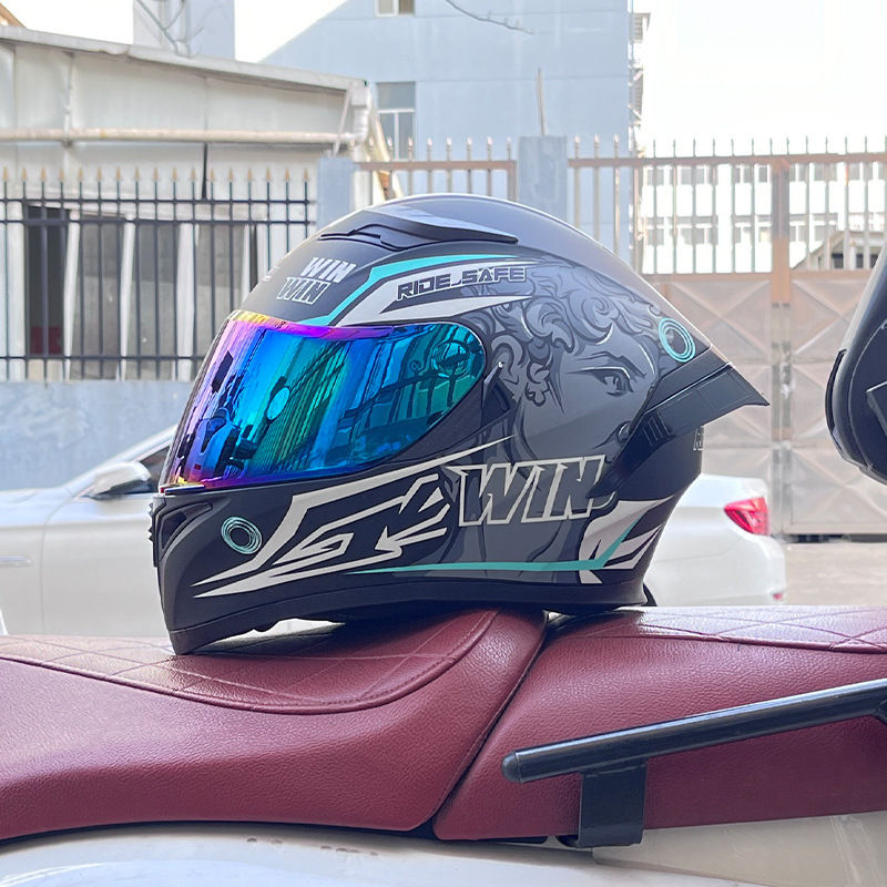 El casco completo del casco de la cola grande de la motocicleta Jiekai se puede instalar con auriculares Bluetooth
