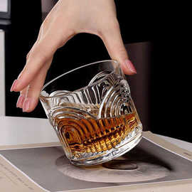 轻奢风威士忌酒杯酒吧KTV高颜值个性透明玻璃烈酒杯家用条纹洋酒