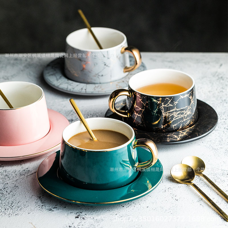 Tazas de café de lujo europeas de cerámica de oficina Taza de té de la tarde Taza de té de flores de oficina