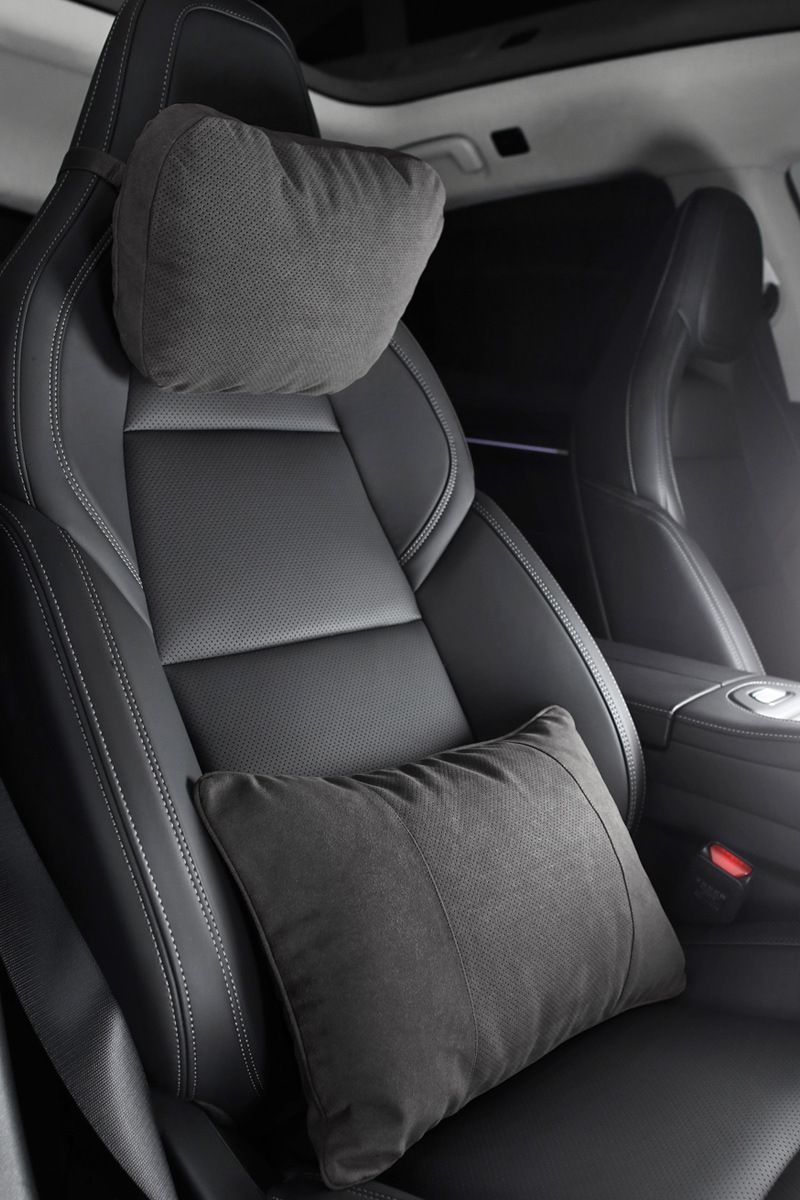 Suitable for extremely krypton integrated double-buckle sports seat car headrest BYD Han double strap neck pillow lumbar support