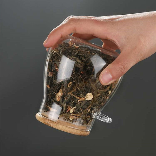 Manufacturer wholesale transparent glass snack storage jar with wooden lid glass big belly cereal sealed jar with spoon tea jar