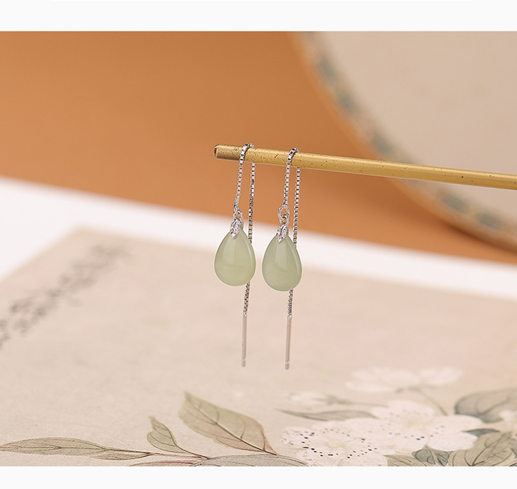 Khuyên tai dài hình giọt nước bạc S925 mạ vàng đính ngọc bích Hòa Điền phong cách Tân Trung Hoa — Bạc chi tiết 4