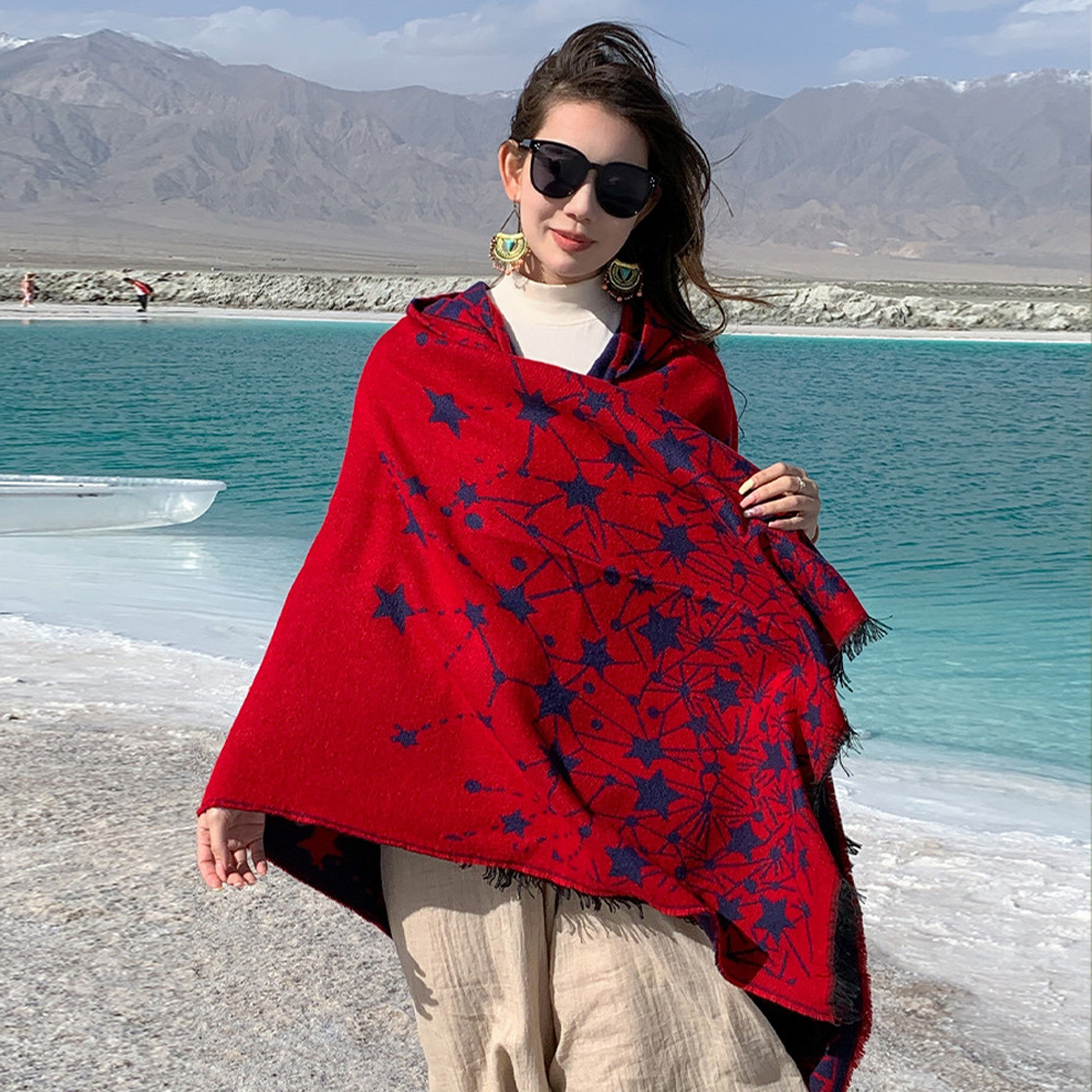 Sombrero de estilo nacional retro bufandas de moda capas grandes capas al aire libre para tomar fotos con un patrón de estrellas