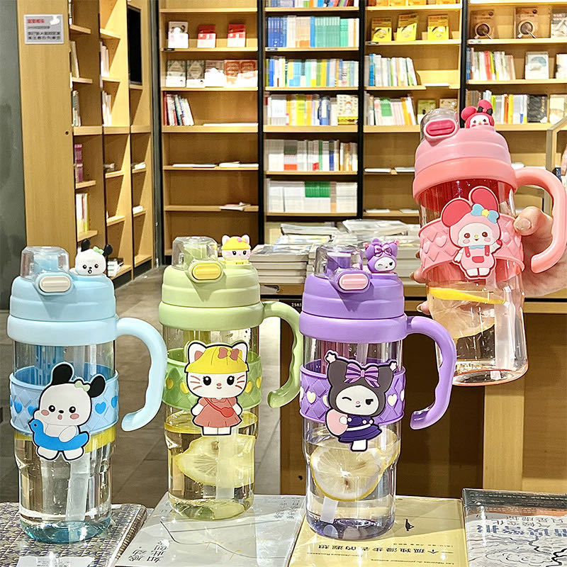 子供のような高価値の漫画の子供用プラスチックストローカップポータブルウォーターカップ卸売|undefined