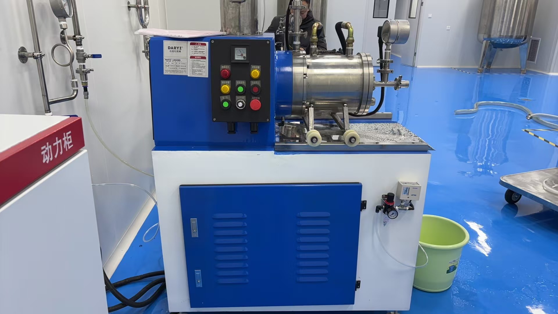 纳米砂磨机现场调试图