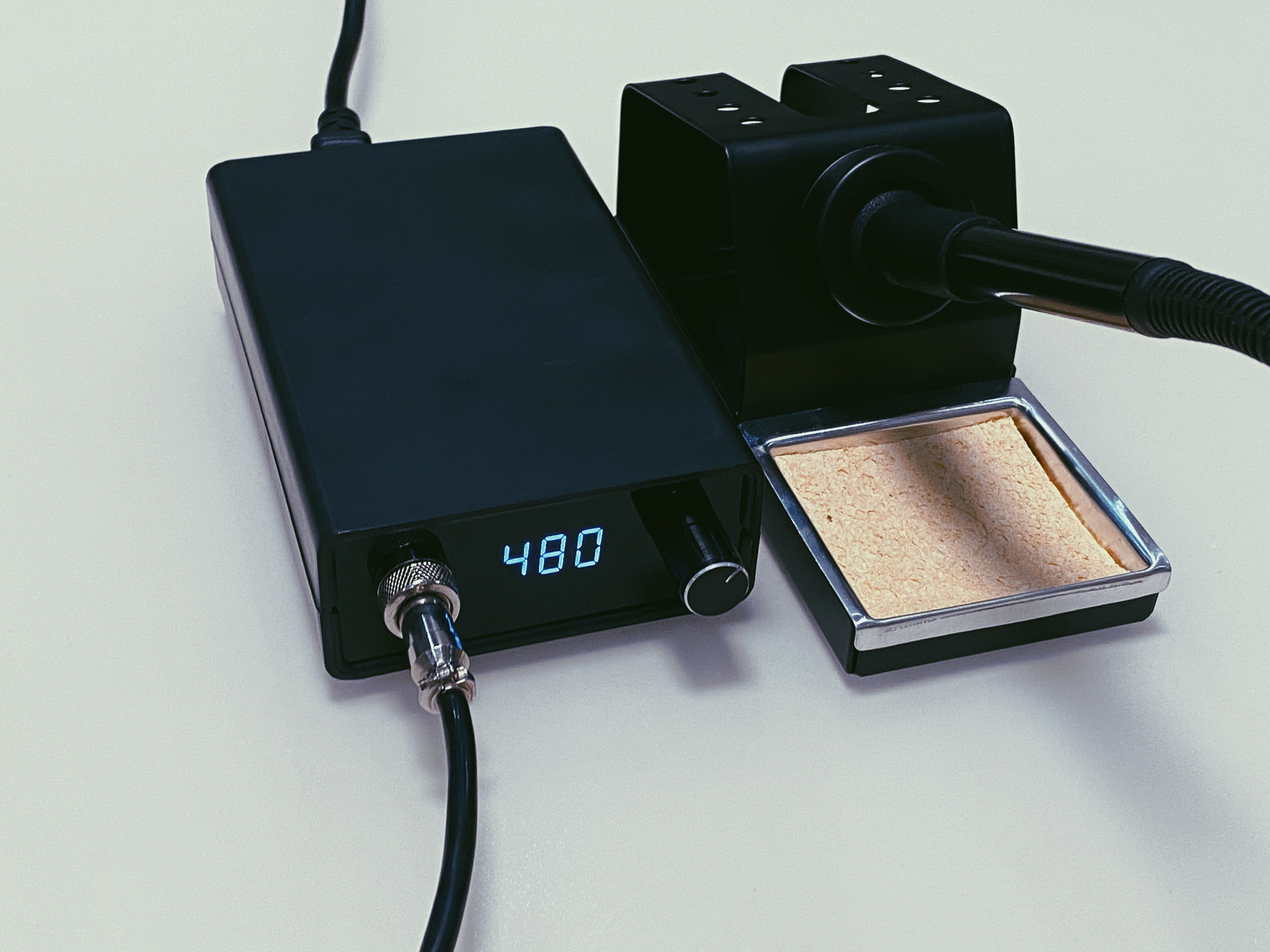 白菜白光T12电烙铁 焊台便携式 数显恒温焊台自动休眠大功率维修