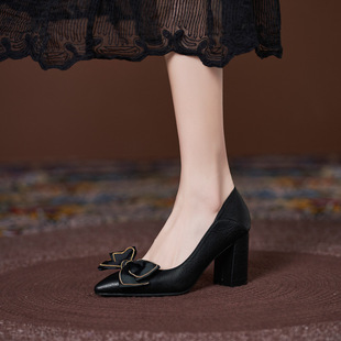 YB-28 new small size chunky heel bow professional two-way wear not tired feet high heel women's professional plus size plus size single-layer shoes