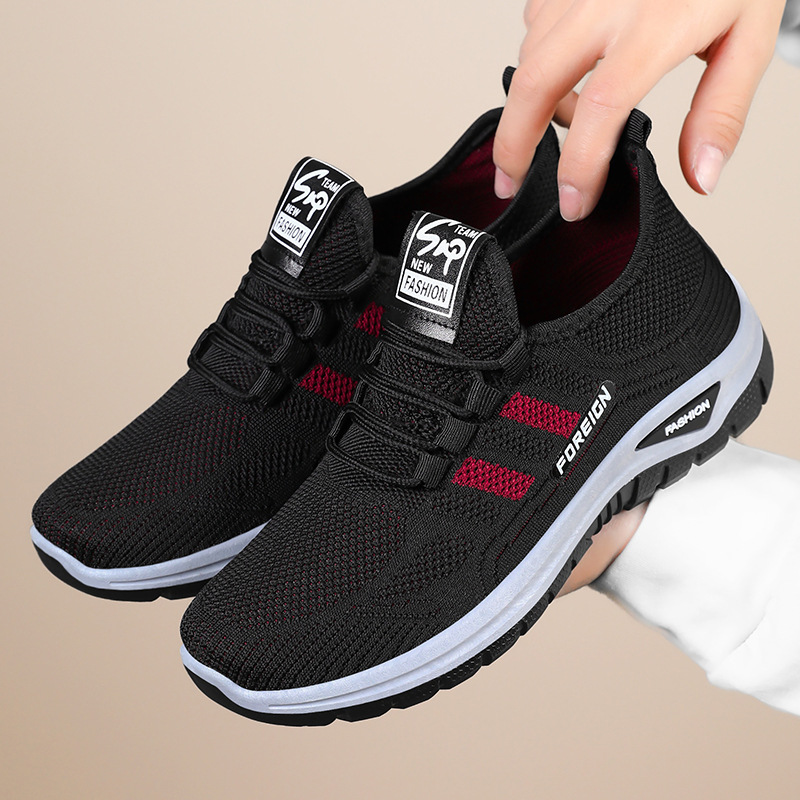 Calzado deportivo para mujer 2025 verano nuevo estilo al aire libre zapatos de malla transpirables moda zapatos casuales zapatos de mujer zapatos de corte bajo para mujer