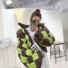 2025新款冬季羽绒服女短款欧货潮牌编织麻花白鸭绒面包服泡芙外套