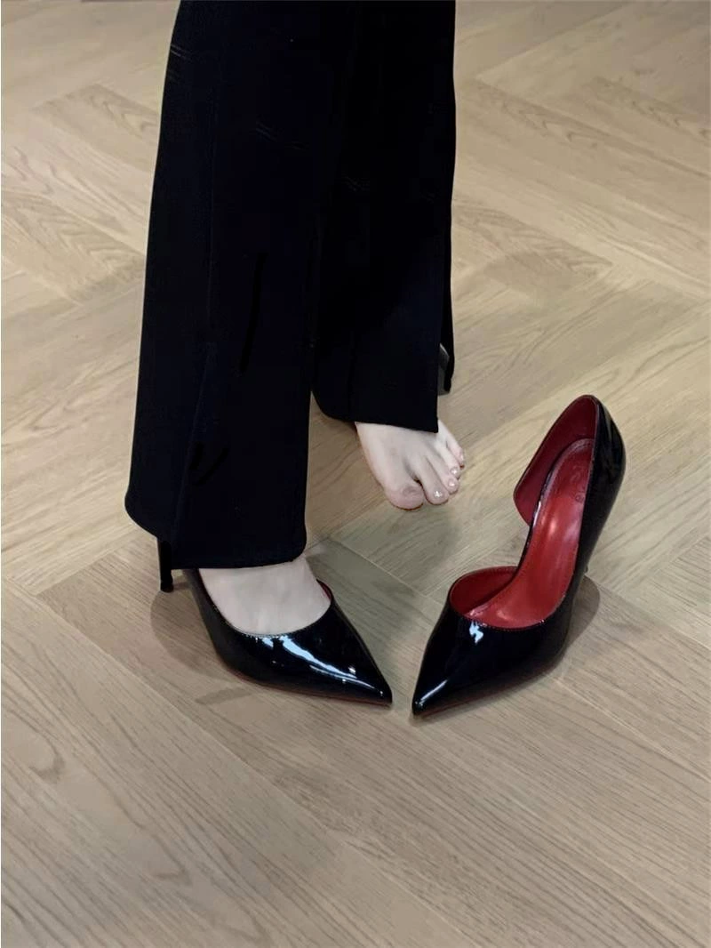 Черные сексуальные stilettos-лодочки с низким вырезом, коллекция 2023 года, яркий запоминающийся стиль