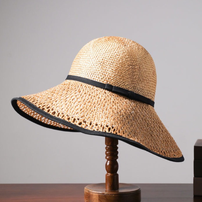 Summer woven beach sun hat handmade solar-powered