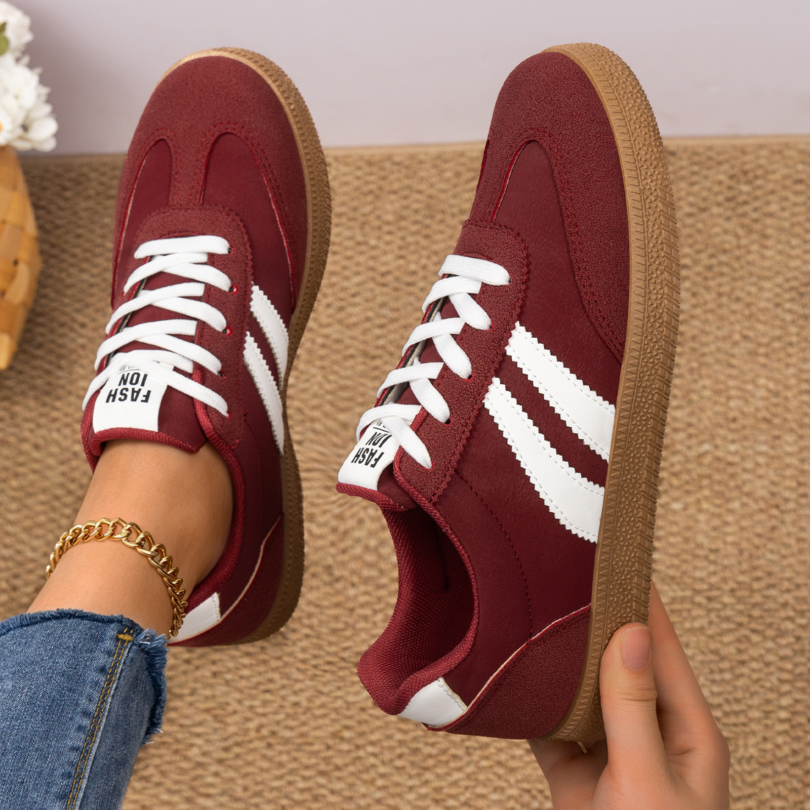 Zapatos de primavera de comercio exterior transfronterizo zapatos de mujer de suela suave ligera zapatos de entrenamiento alemán zapatos de mujer de altura ancha zapatos casuales de mujer