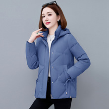 专柜同款品牌羽绒服女短款冬季新款中年妈妈装收腰保暖白鸭绒外套