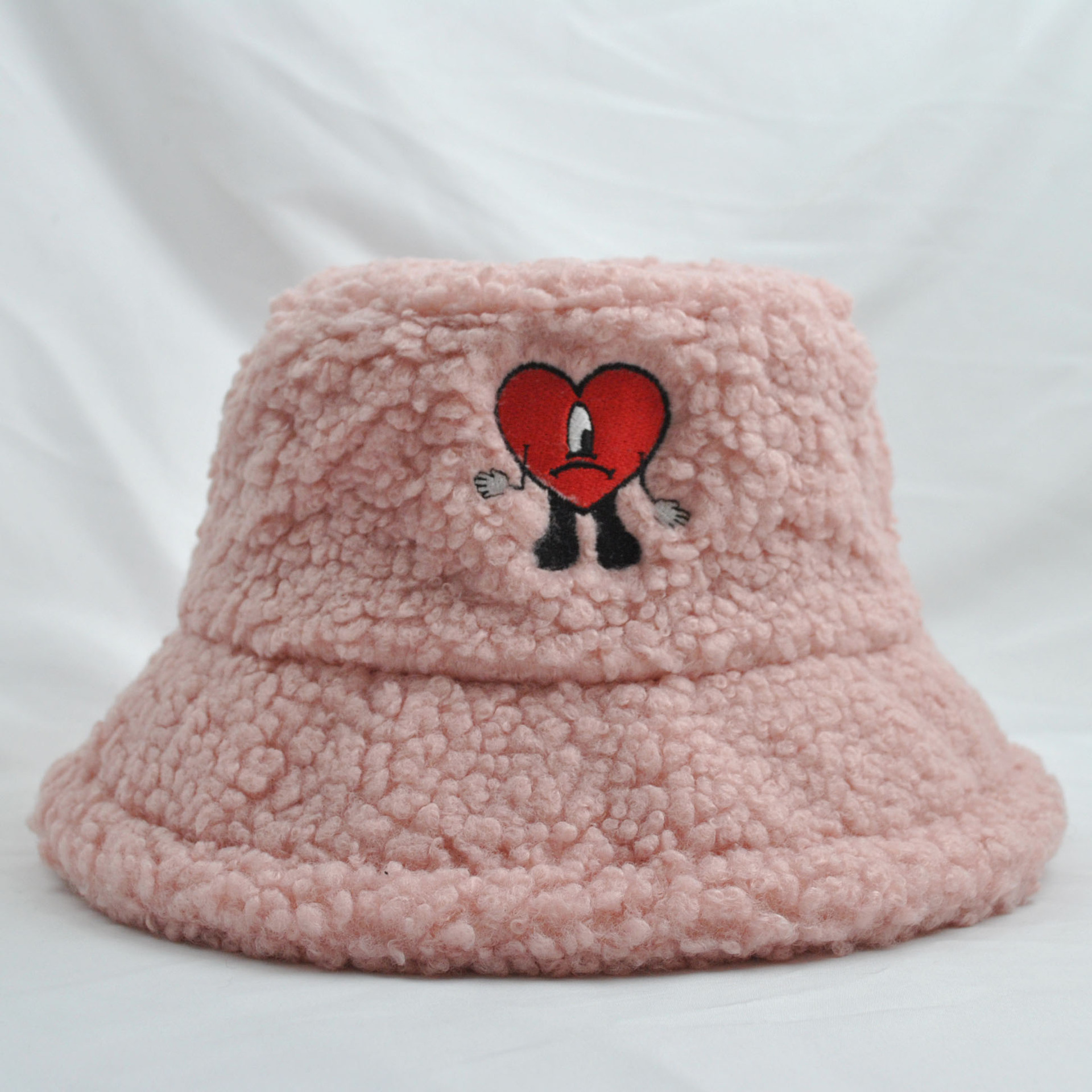 Frau Mode Herzform Stickerei Breite Traufen Bucket Hat display picture 5