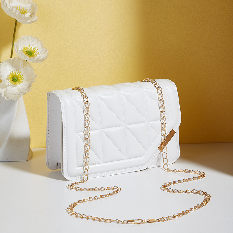 2024 verano nueva moda diamante bolsos de hombro de mujer bolsos de mano de bloqueo magnético de boca inclinada bolsos pequeños