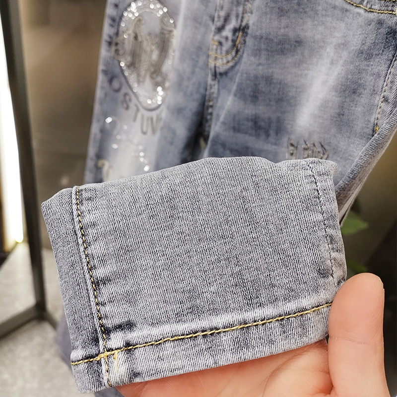 Stylish Slim Fit Men's Jeans With Heavy Diamond Printing Design_voghion.com