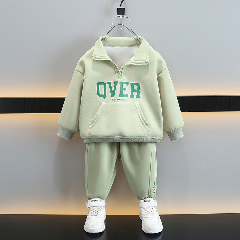 e autunno 2024 Nuovo set di due pezzi alla moda primaverile per bambini, abbigliamento sportivo per bambini alla moda_voghion.com