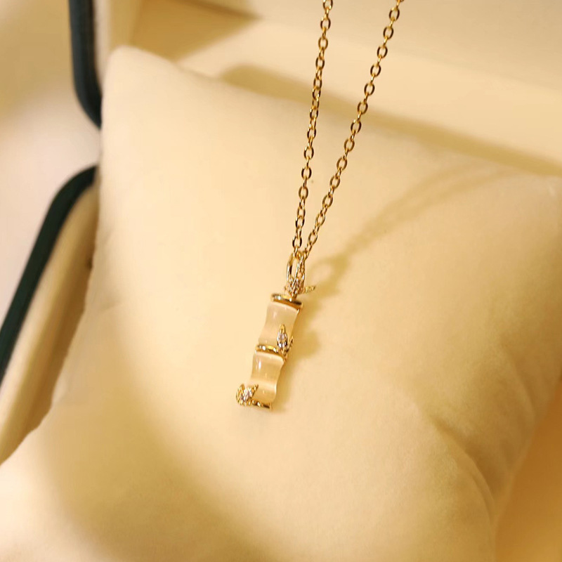 Fashion Heart Shape Titanium Steel Inlay Zircon Pendant Necklace 1 Piece