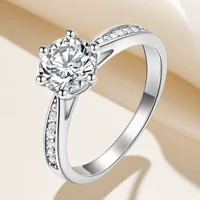 Classic wedding ring, silver 925 sample, one carat