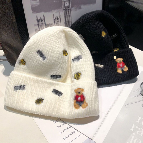 New internet celebrity bear woolen hat for women Korean fashion trend warm ear protection cute winter style knitted hat trendy