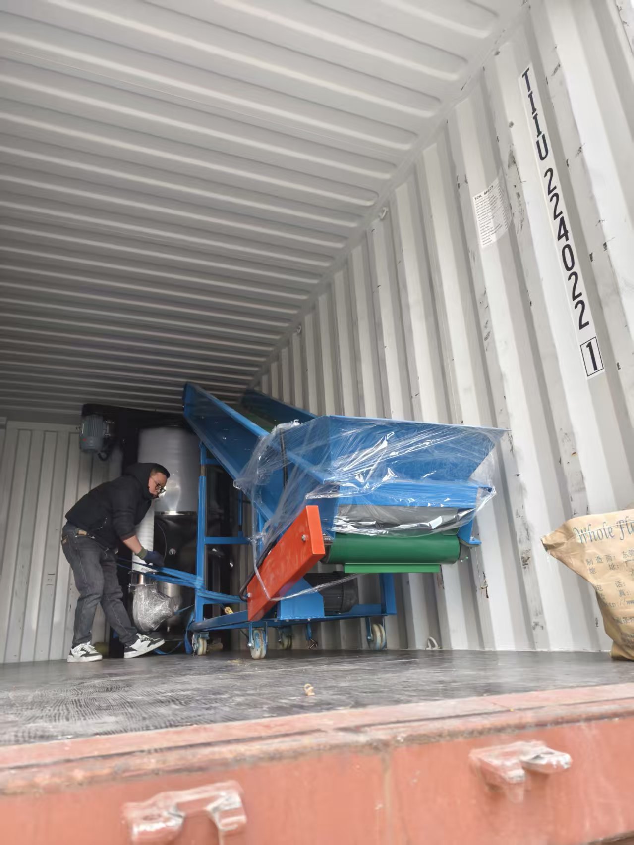 f82a6534ed65fd22afc5ee376fab19