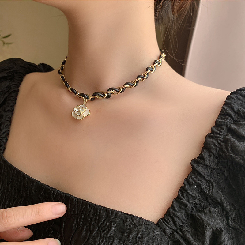 Fashion Heart Shape Pu Leather Handmade Womenu0027S Pendant Necklace 1 Piece