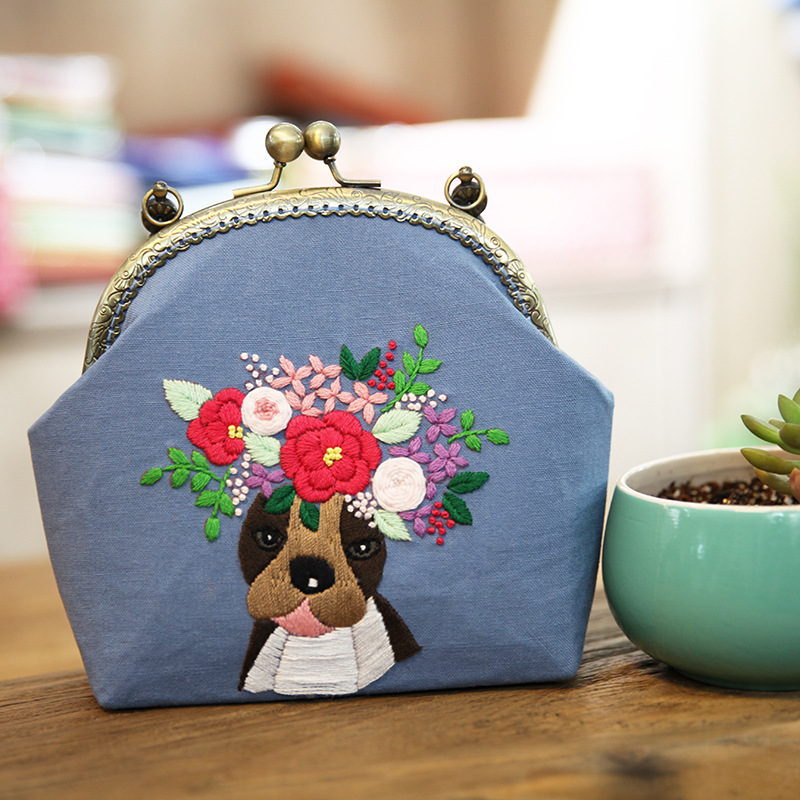 Nueva boca Bolsa de Oro bordado europeo bolsa de material bordado hecho a mano bordado DIY cinta bordado Lu bordado hecho a mano crossbody bolsa de tela