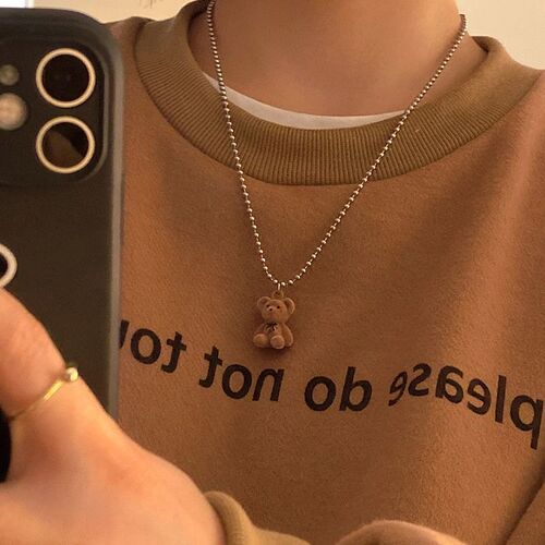 Japanese and Korean-inspired, cute bear necklace for women, trendy, influencer, hip-hop, clavicle chain, simple and personalized, teddy bear sweater chain