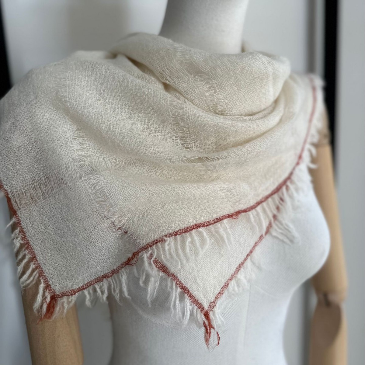 2025 new wool square scarf fashion scarf wholesale YRW5002