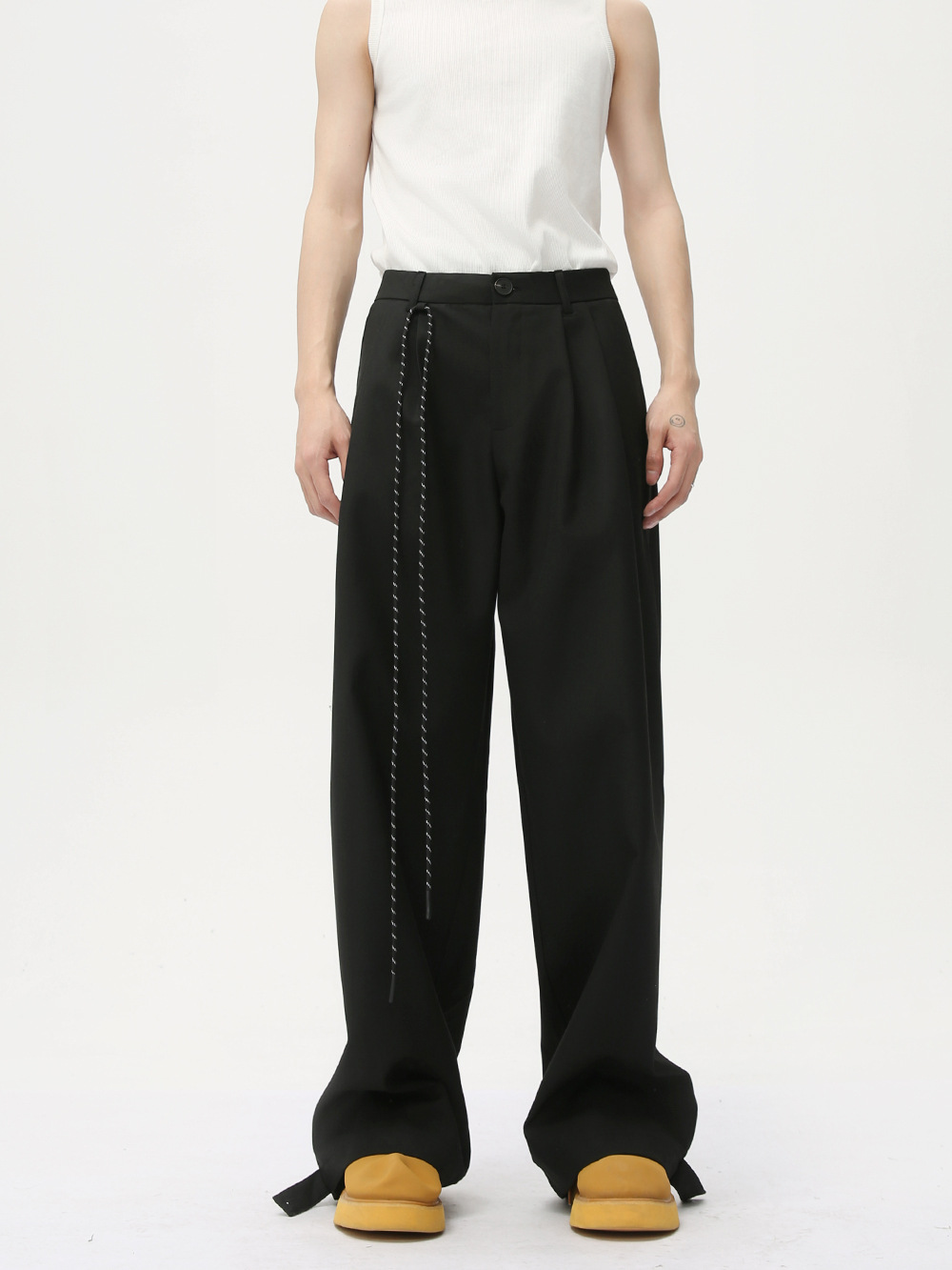 MTLCLOTHES Hombres| Nueva sensación de alto nivel estereoscópico hombro ancho ligero cojín de hombro abrigo recto pantalones casuales