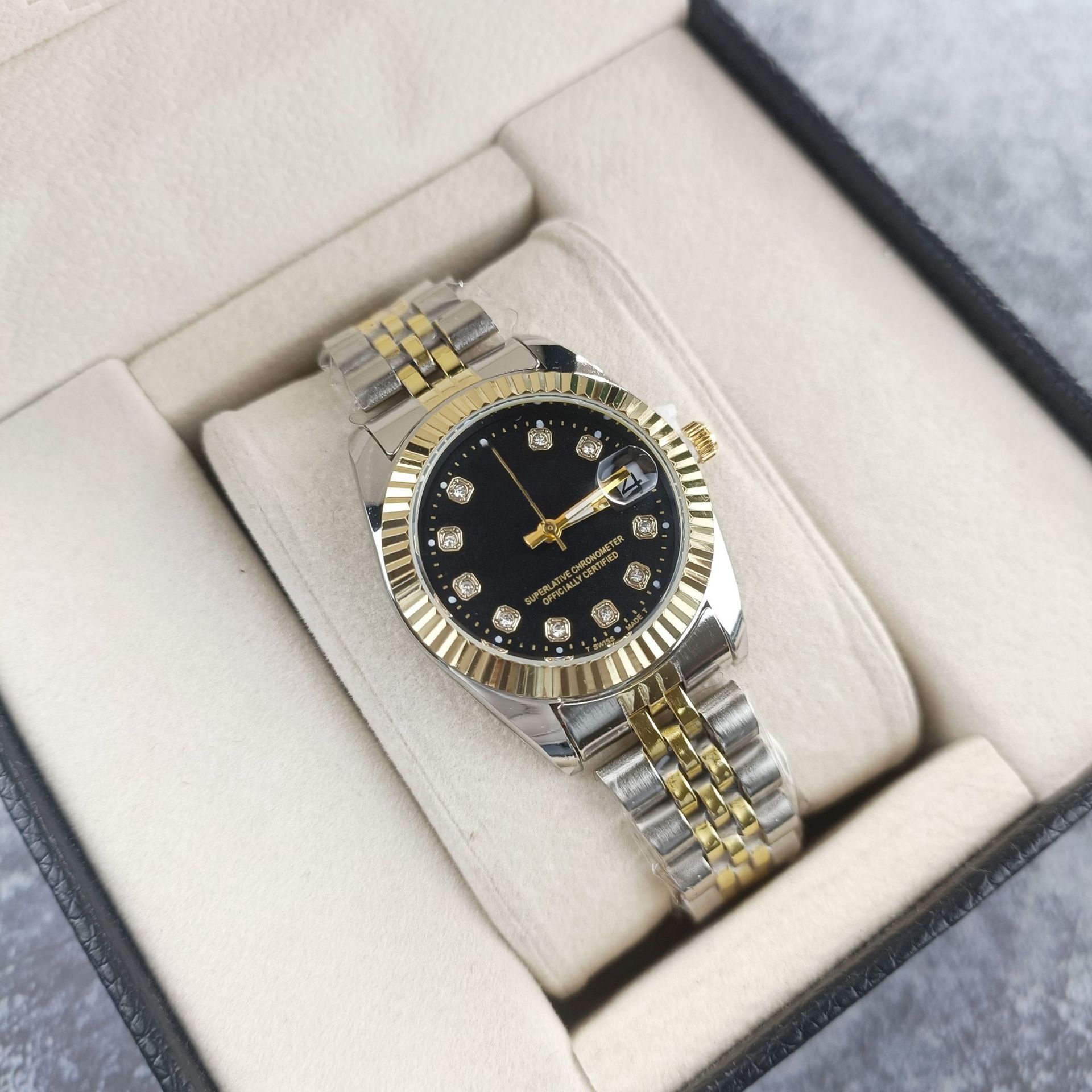 thumbnail for Cross-border Explosion Models Log Series Women&#039;s Steel Strip watch Classic Quartz watch Factory Wholesale watch