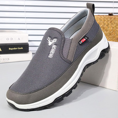 2023 Spring New Old Beijing Cloth Shoes Men's Casual Shoes Slip-on Net Shoes Board Shoes Soft Sole Elder Shoes Father Shoes