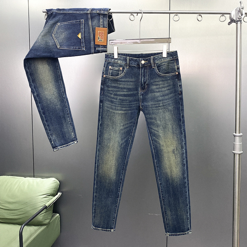 Demi-season branded retro jeans