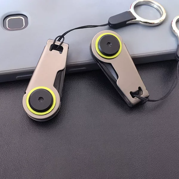 Outdoor Portable Knife, Mini Folding Knife, Multi-Functional Edc Tool, Titanium-Plated Stainless Steel Key Knife