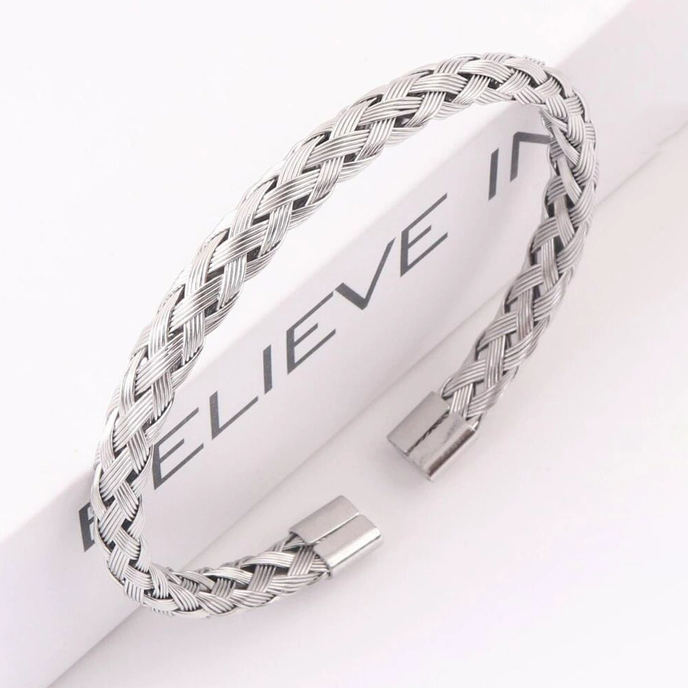 (Граница торговля), лет bracelets?