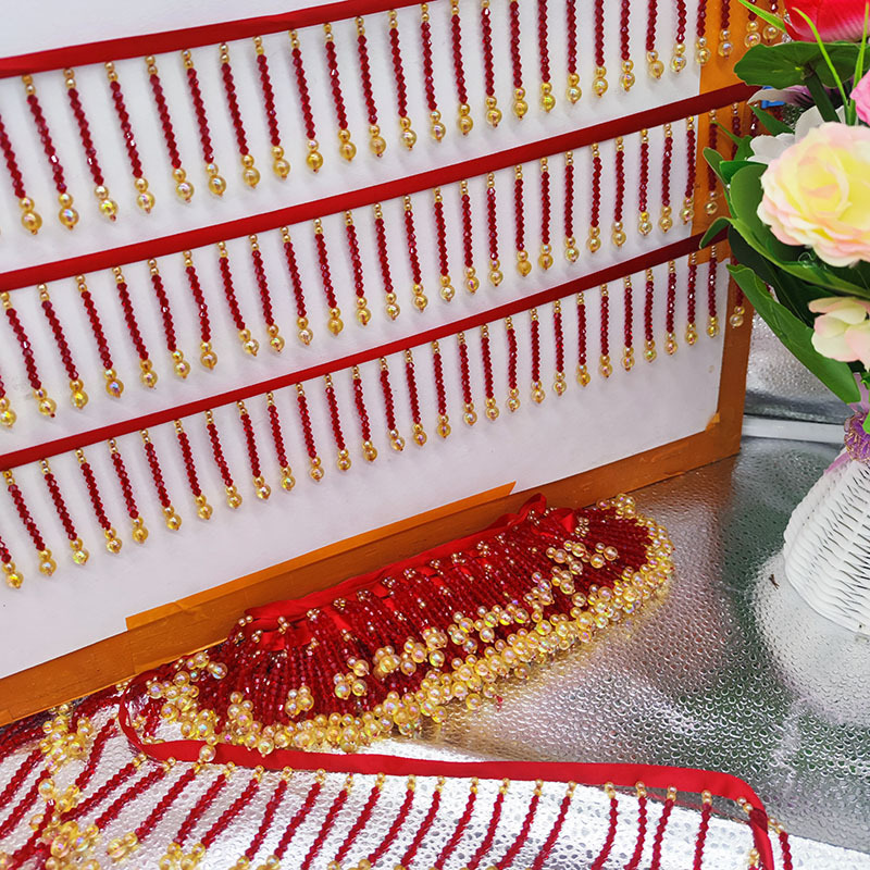 5.5CM wide red crystal hanging dress accessories Golden hanging bead bead curtain beaded wedding dress bead lace 5.5CM wide red crystal hanging dress accessories Golden hanging bead bead curtain beaded wedding dress bead lace