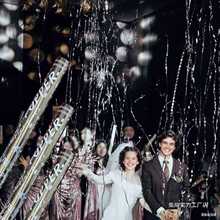 易清理流星雨礼炮彩带结婚银丝带礼花订婚拍照道具生婚礼道具花筒