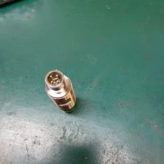 全新不锈钢耐高压接近开关UB1815AE65N2质保18个月 现货包邮