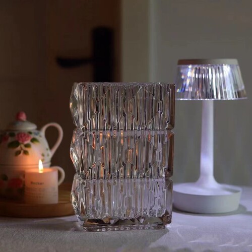 Wholesale crystal glass vase square thickened ornament light luxury high-end living room flower arrangement simple decoration bright same style