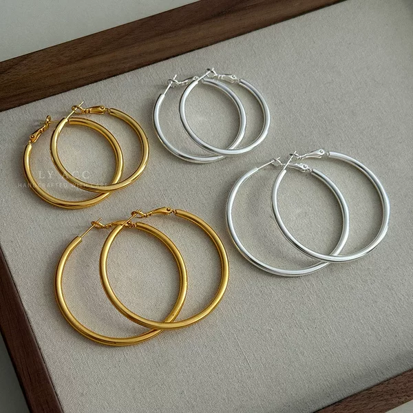 Gold and Silver Two-Tone Glossy Chunky Large Hoop Earrings, Classic Minimalist High-End Commuter Earrings, Wholesale Versatile Ear Accessories