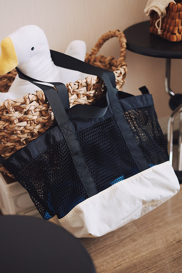 Large-capacity summer niche trendy color-blocking net bag single-shoulder bag, casual large-capacity double-sided usable storage shopping bag undefined