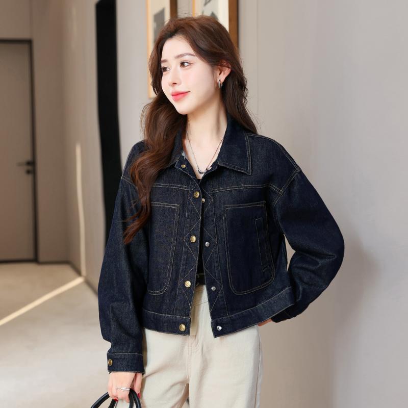 Stylish denim short jacket with lapel, loose and casual style, dark blue outerwear with visible stitching, new autumn 2026 style for women.