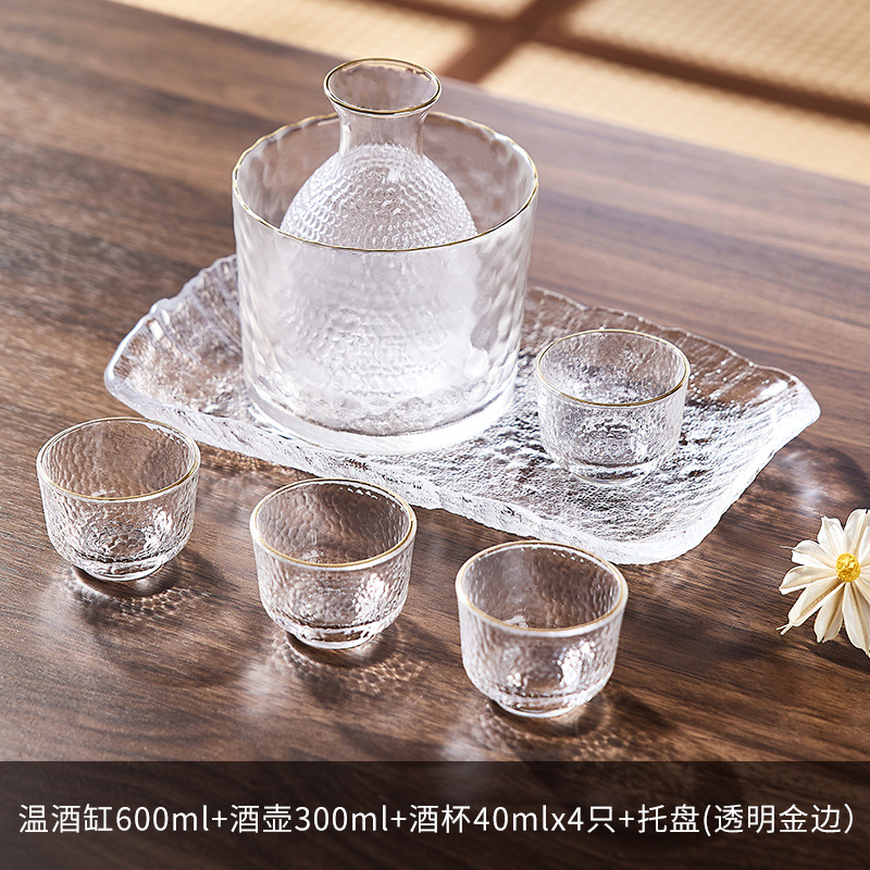 Set de seis piezas + bandeja para botellas de sake martillo
