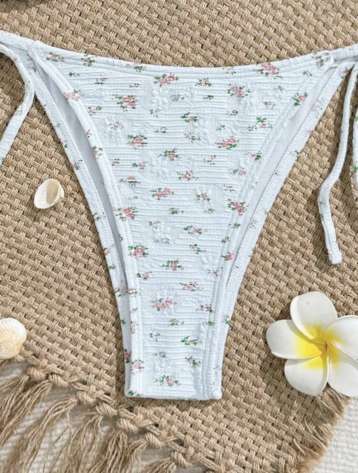 Women's Clothing Style Women's Bikini Swimsuit High-End Floral Print Halter Neck Tie-Up Sexy Swimwear For Hot Springs And Vacations_ecoleips.com