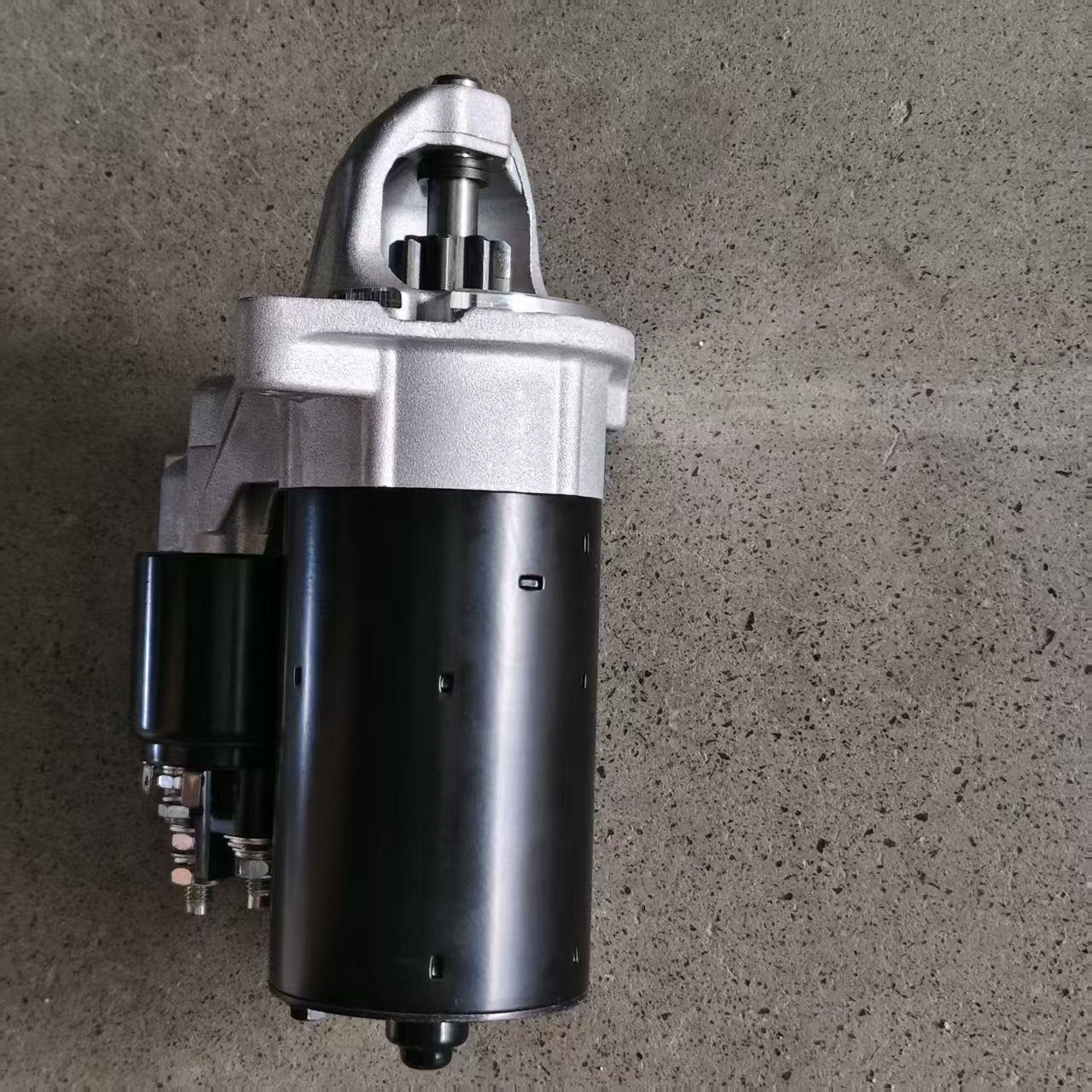 Starter Motor Suitable for BMW 320/325 12V 1.8KW 9T 12417796892