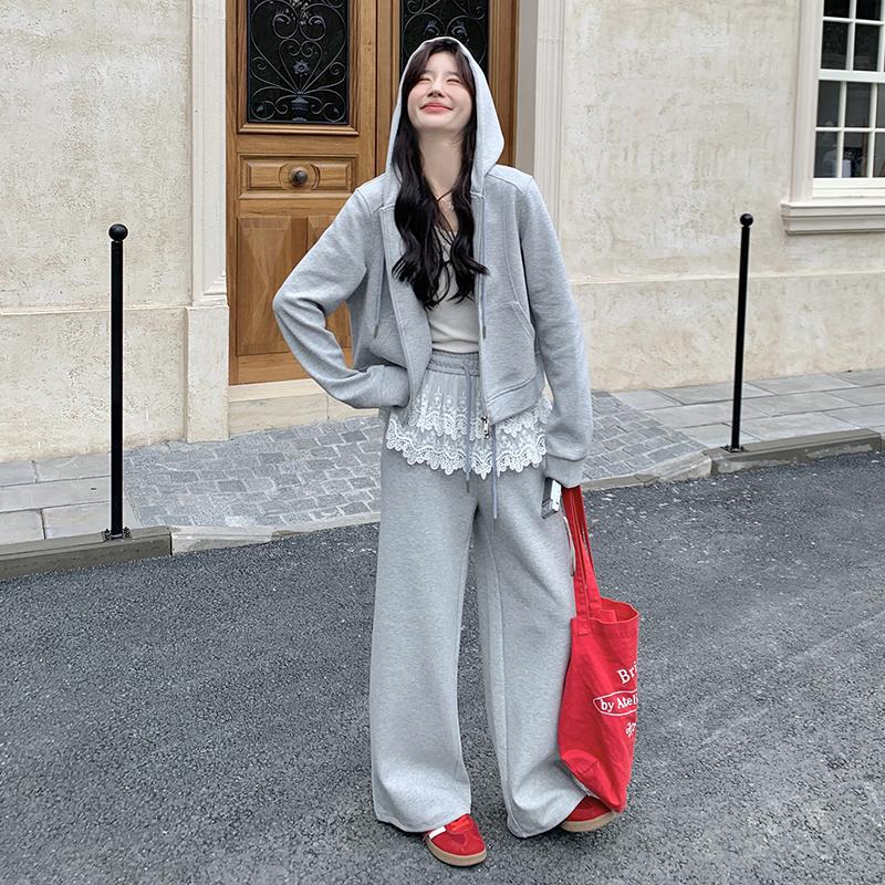 Real Shot of College-Style Hooded Sweatshirt Cardigan with Lace Splicing and Sweatpants Two-Piece Set for Women, 2026 Spring New Korean Style Outfit