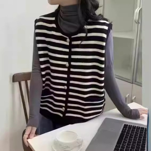 Black and white small fragrant style striped sleeveless knitted vest jacket for women spring and autumn cardigan outer sweater vest vest top
