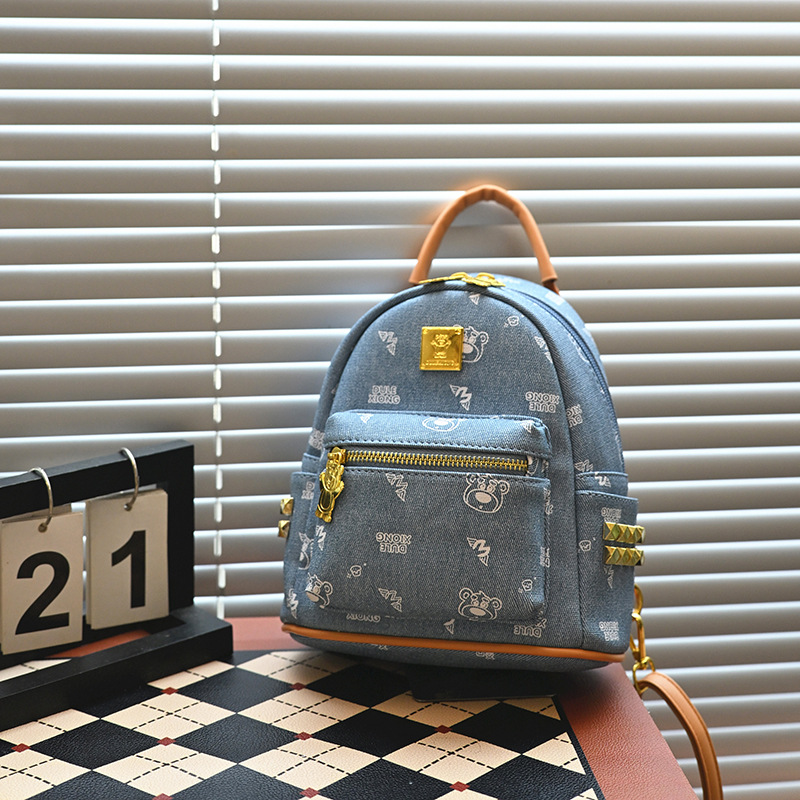 Cute oso impresión mochila de mujer nueva moda mochila de gran capacidad, bolso de viaje ligero de estilo extranjero, mujer